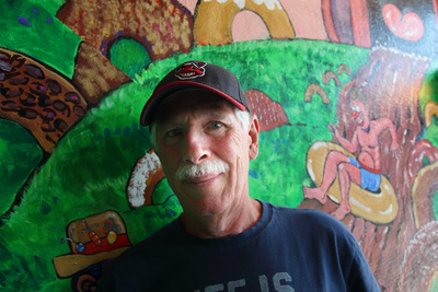 Big Mouth Donuts, Hell's Kitchen Mural 3, close up of Artist 07-11-2018